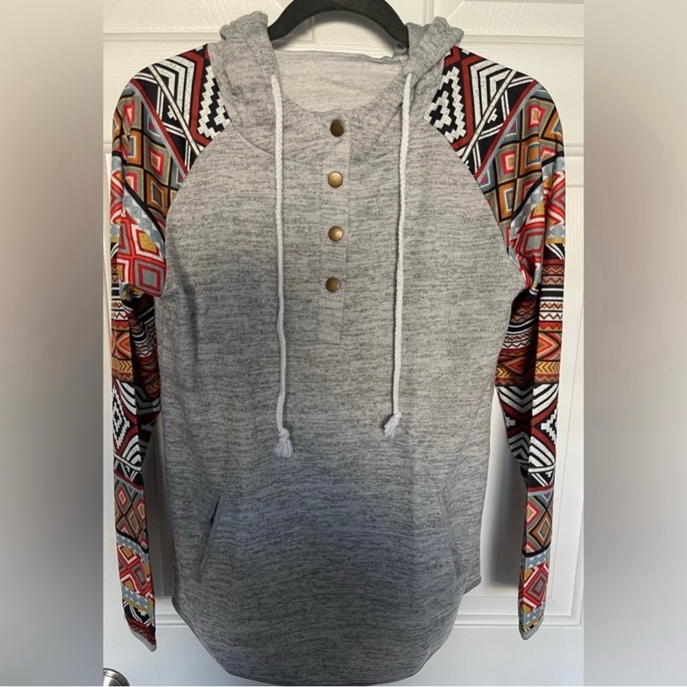 Gray Hoodie With Multicolor Patterned Sleeves E-6 - image 2
